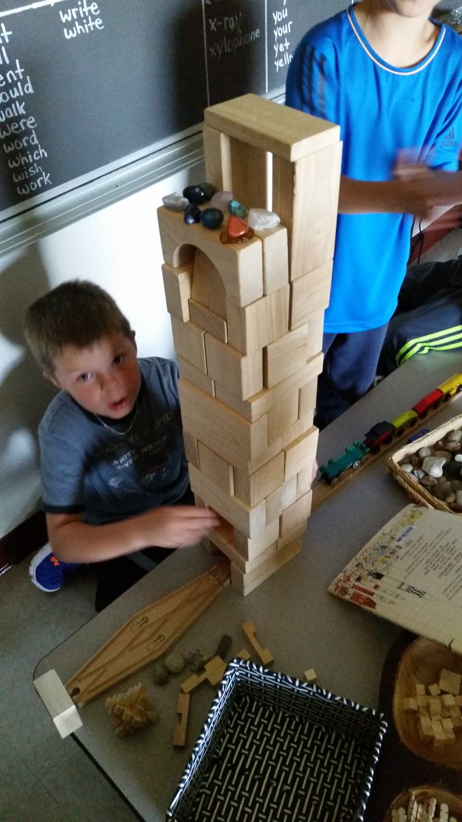 116SSES's tweet photo. Future architects! #ScienceisGreat #buildingsandstructures https://t.co/iqARbHNupt