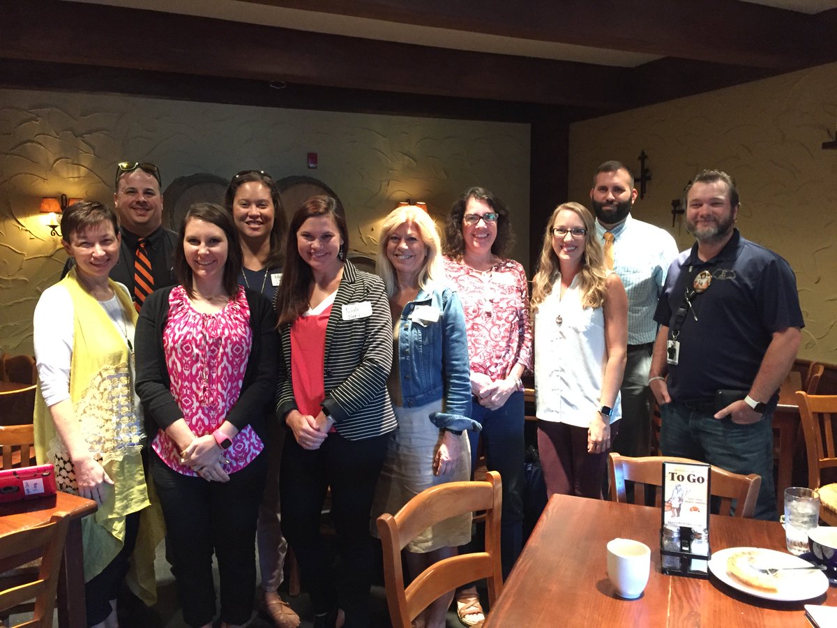 NikoleBlanch19's tweet image. Great morning networking with Baton Rouge Tech Folks! Thanks @alicekeeler for the idea! #coffeeandtech