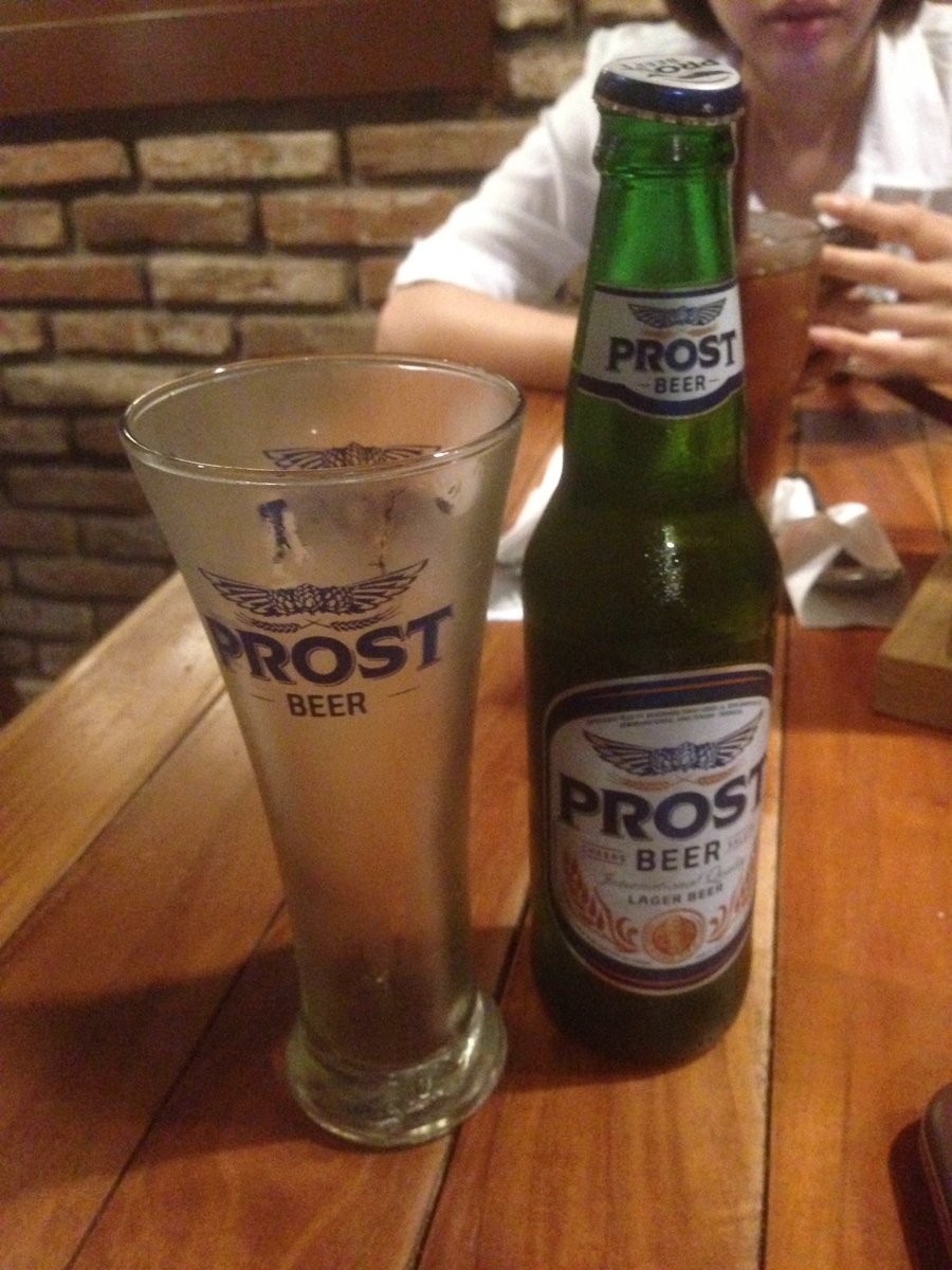 Balik kerja ya minum yang begini <a href="/HappyDayResto/">Happy Day Restaurant</a> biar fresh lagi.. 😄