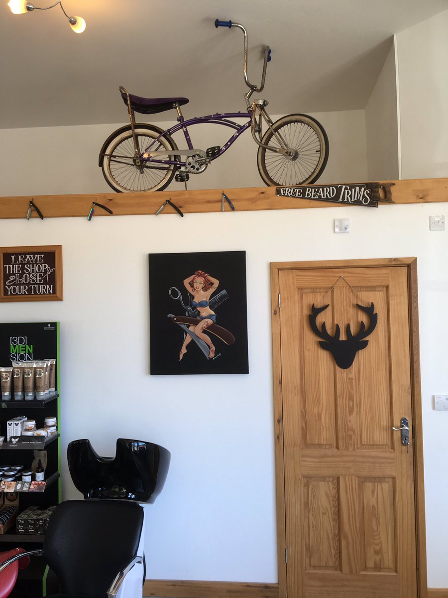 hairlounge_4men's tweet photo. The old school low rider! #noschoolliketheoldschool https://t.co/Ff25SEMoS2