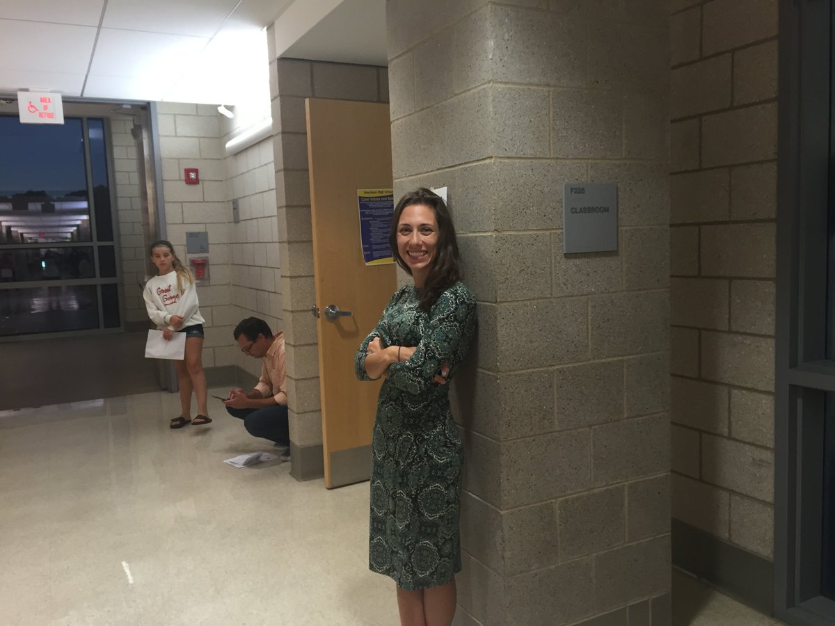 LDominick528's tweet photo. Charlotte Manos anxiously awaiting to meet parents followed by speaking with #parents at #OpenHouse2016 @NHS_TWEETS https://t.co/L3qsj7SOvT