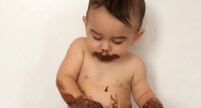 Last Video Com Ar Twitter Quand Un Bebe Se Retrouve Seul Avec Un Pot De Nutella T Co Ttlsixtkuj Last Video Com Ar Twitter Quand Un Bebe Se Retrouve Seul Avec Un Pot De Nutella T Co Ttlsixtkuj