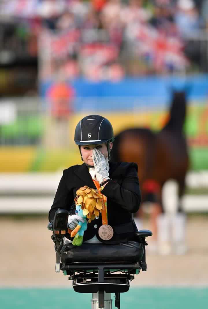 Stinna Tange consigue la medalla de bronce para Dinamarca. Enhorabuena 👏🏻🏆🐴