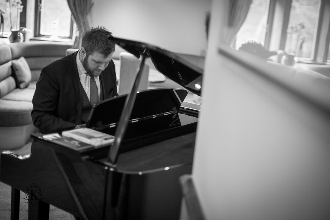 WoodmanThunder's tweet photo. Join us September 30th for a night of #live #music with @JamesHeyPiano! Get yourself booked in now! #babygrand https://t.co/anIU0KTcBO