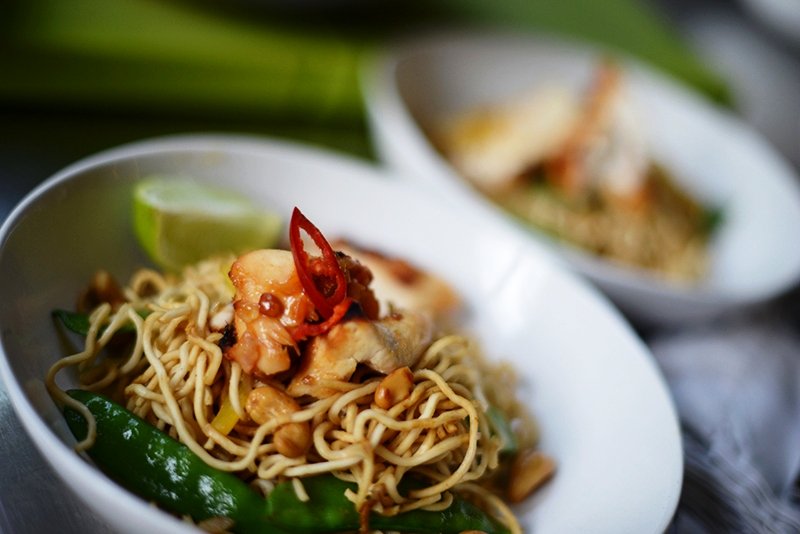 TG2Surrey's tweet photo. Why not try @rubyandkind's Satay chicken noodles - perfect for a dreary Autumn day... https://t.co/uLCABemYSS https://t.co/GHgknDrZFO