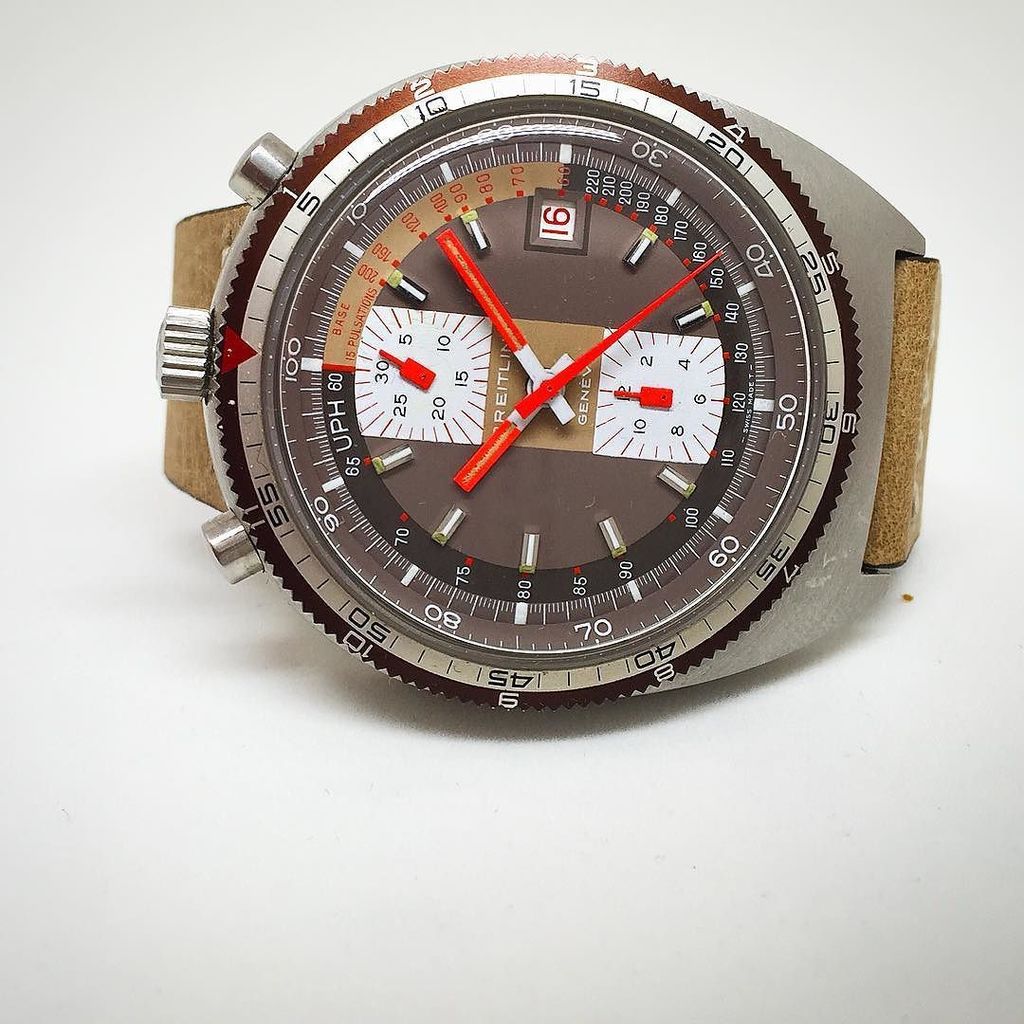 WatchFred_IG's tweet photo. #vintagechronograph ❤️ in Friday. testing photography setups for the #veriference #Breitli… https://t.co/4frH1eyeVV https://t.co/kL435FT4kn