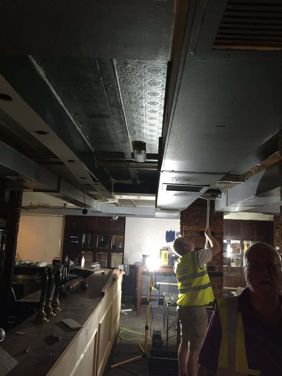 BelgiumandBlues's tweet image. Painters have started already and we’ve not even finished building!#openingsoon  #craftbeer #vibrantforest