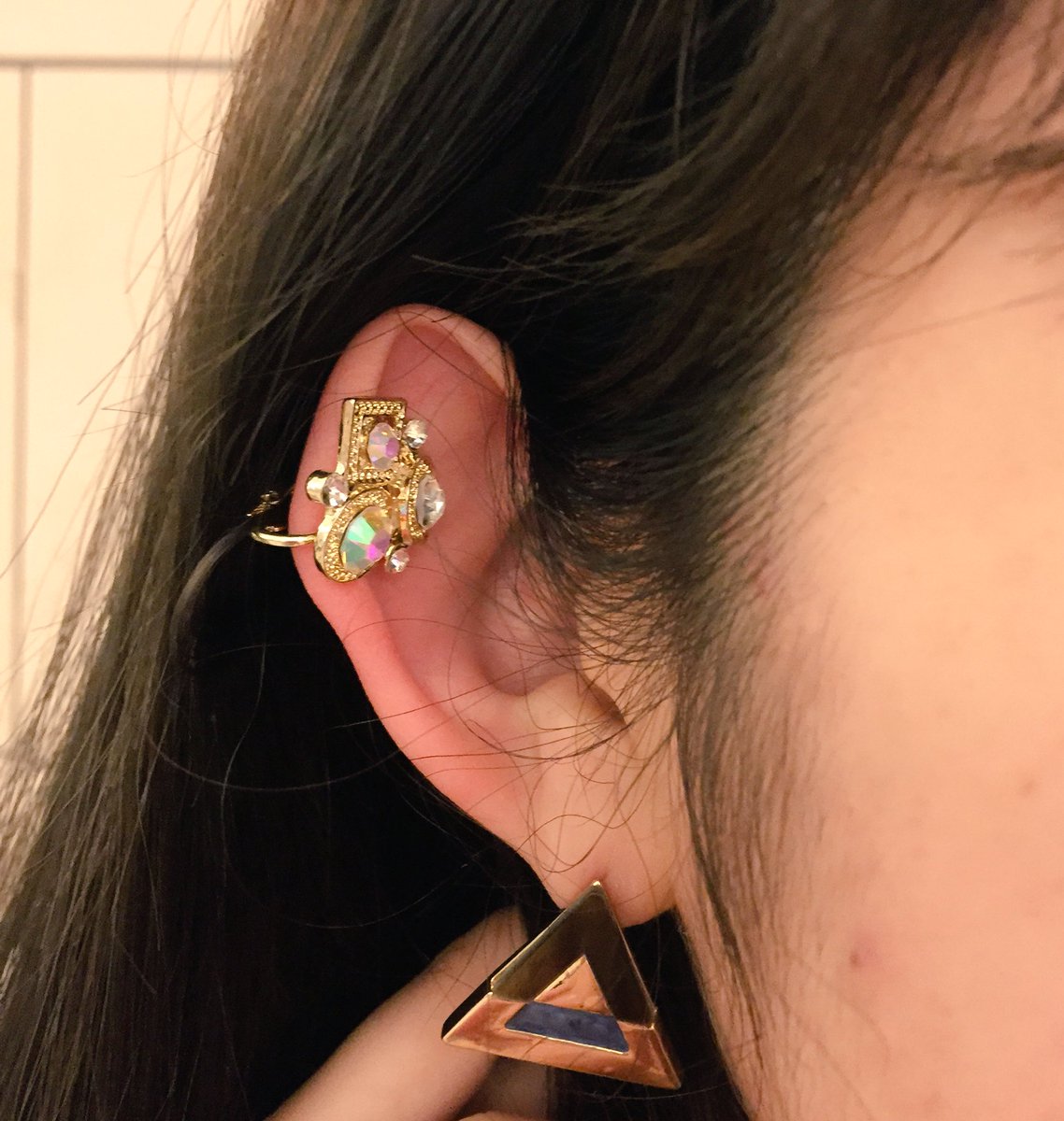 サンキューマートあべのルシアス店 على تويتر 入荷情報 新しいデザインのイヤーカフが入荷しました シンプルでかっこいいものからパールやキラキラでかわいいものまで種類も豊富です ピアスホールがない方にもおすすめですよ もちろん全品390円 税