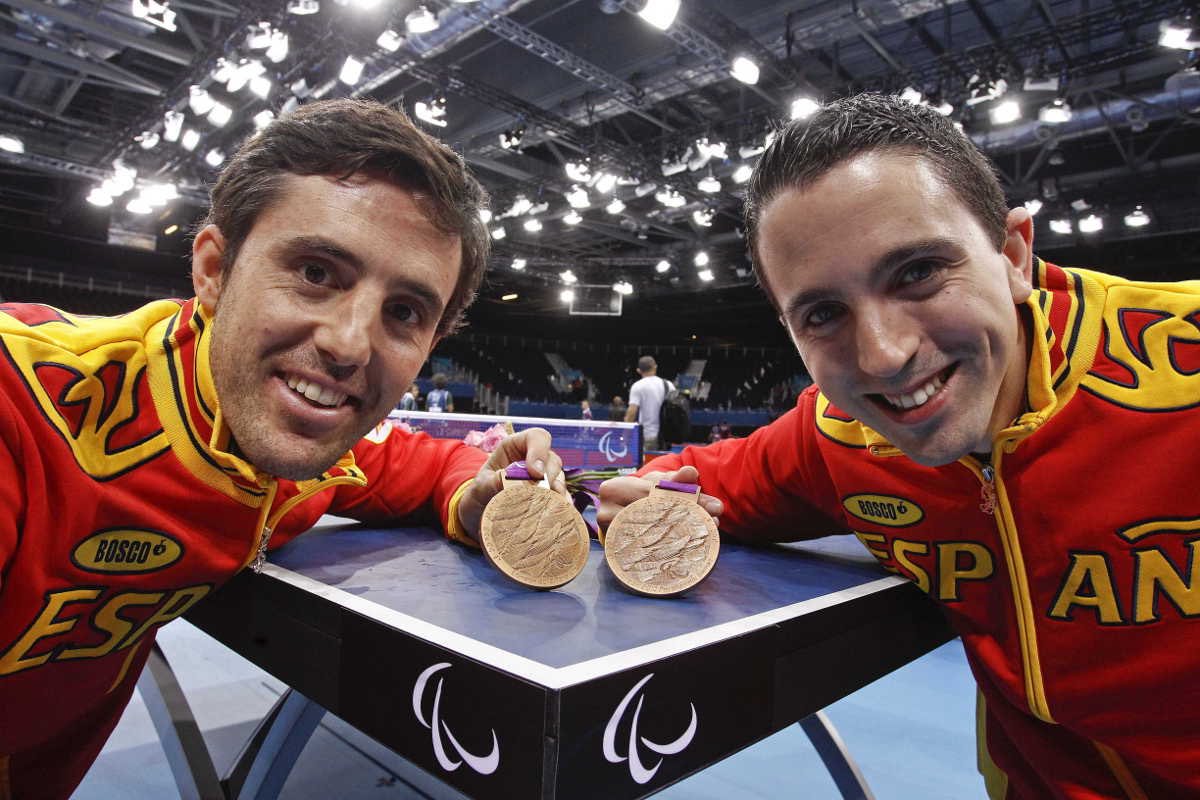 _antoniotejada's tweet photo. Firma y comparte: Que #TVE retransmita final #España #China #TenisDeMesa #JuegosParalimpicos https://t.co/pw5p3qyIg9 https://t.co/VEZHMgtDxV