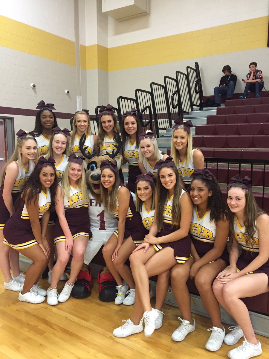 DPISD_South's tweet photo. Excited to welcome @NateGriffFOX26 and @Fox26Houston to Deer Park High School this morning https://t.co/VtL4Sdh88P