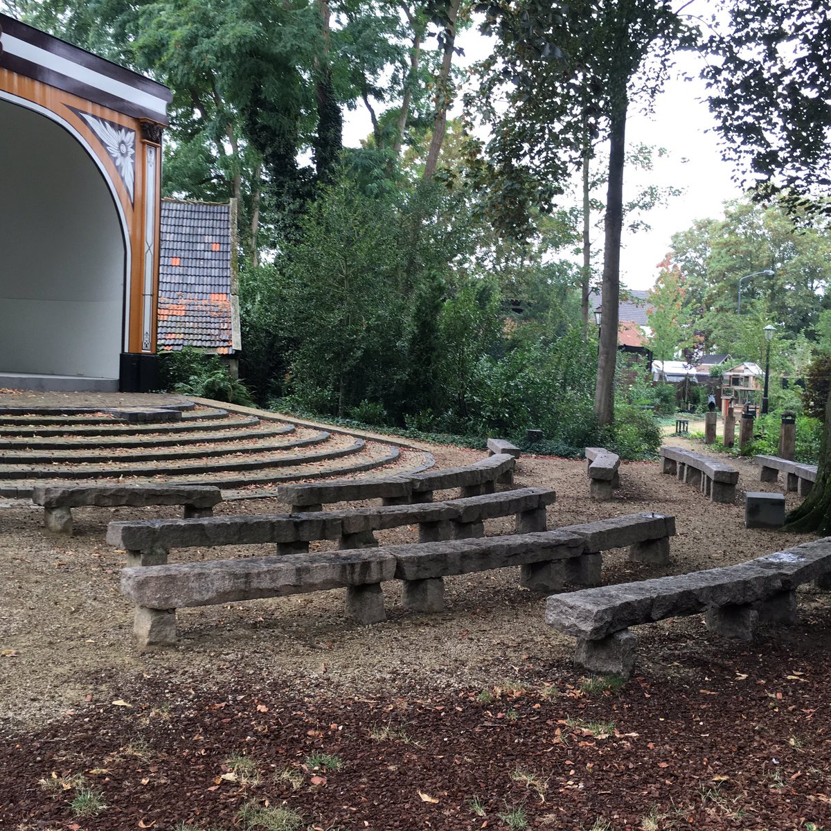 Stads_Kracht's tweet photo. Soms zit een centrum vol verrassingen #deschelp @vvvoosterhout https://t.co/sOKKoYV6lB