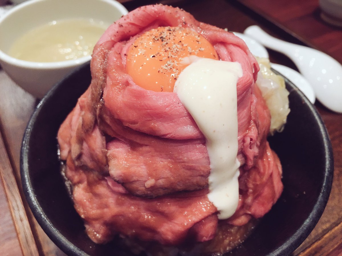 Yasuhiro 康寛 この辺にぃ 美味しいローストビーフ丼の屋台 あるらしいんですよ じゃけんry Yasuhiro 康寛 この辺にぃ 美味しいローストビーフ丼の屋台 あるらしいんですよ じゃけんry