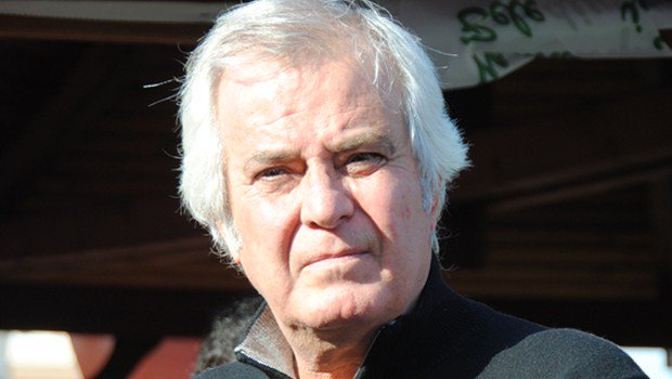 Acımız ne büyük!
Türk sinemasından biri daha eksildi...Başımız sağ olsun
#TarıkAkan