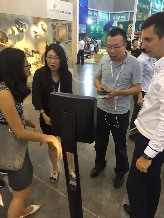 awabot's tweet photo. A Chengdu, #BeamPlus attise la curiosité des professionnels présents à la Foire Internationale des #Musées de #Chine https://t.co/fFCF2Ale67