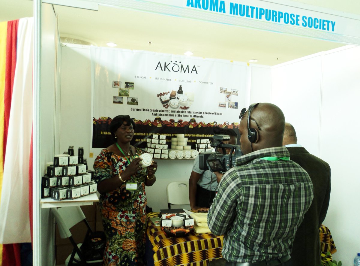 akomagh's tweet photo. Throwback #FairtradeConvention2011 @GhanaNationalTheater with Juliana Sampana @AkomaSkincare https://t.co/liSVUuVVv7