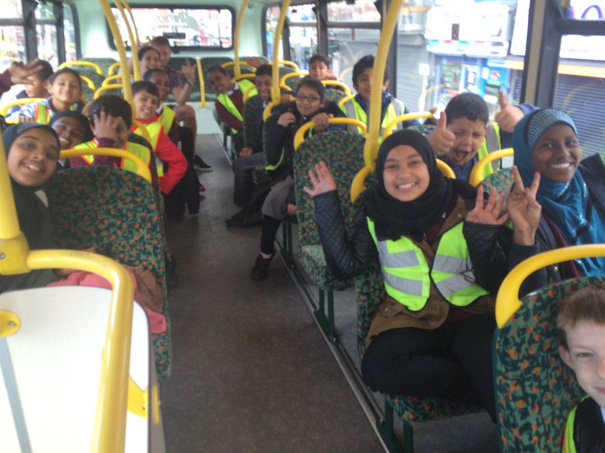 WebsterPrimary's tweet photo. Both Year 6's enroute to see Michael Morpurgo @StockportPlaza1. #upstairsdownstairs #42bus https://t.co/mDTdAT2iBD