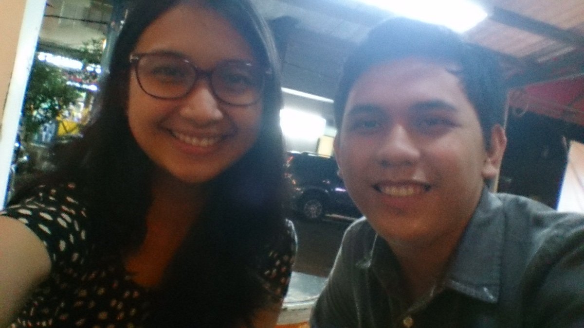 geliace's tweet photo. There's no place like home. @aiel87 😭 #UST #SisigExpress https://t.co/fPqhAZoIF3