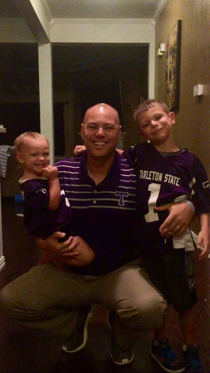 SportsByron's tweet photo. #tarletonswag #andersons https://t.co/wglZMnn6IO
