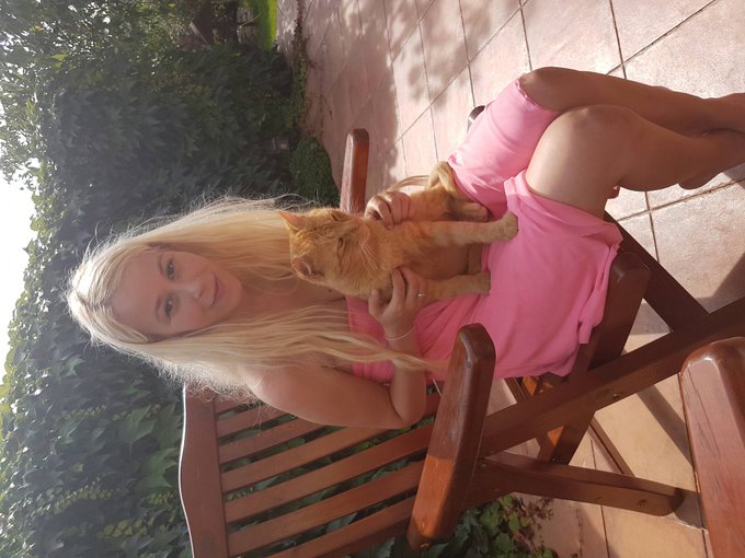 Beste gr&uuml;&szlig;e aus Tschechien :) #SexyJenJen #cat #blonde #Model #Webcamgirl https://t.co/NnLQlqD7jj<a href="/tag/sexyjenjen"class="tags">#SexyJenJen</a><a href="/tag/cat"class="tags">#cat</a><a href="/tag/model"class="tags"><span>#model</span></a><a href="/tag/blonde"class="tags"><span>#blonde</span></a><a href="/tag/webcamgirl"class="tags"><span>#webcamgirl</span></a>