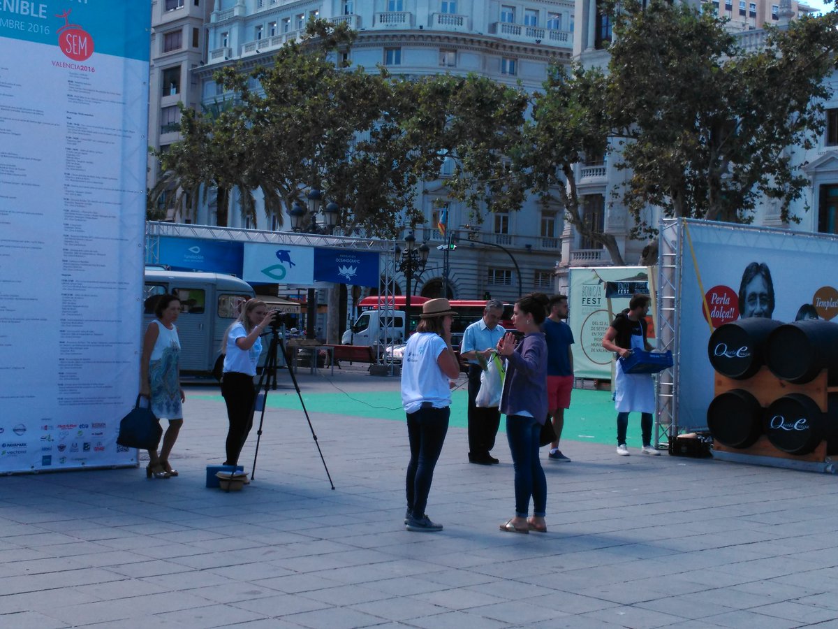 Preguntando a ciudadanos cómo hacer el acceso al centro + fácil #PavaPark #SemanaEuropeaDeLaMovilidad