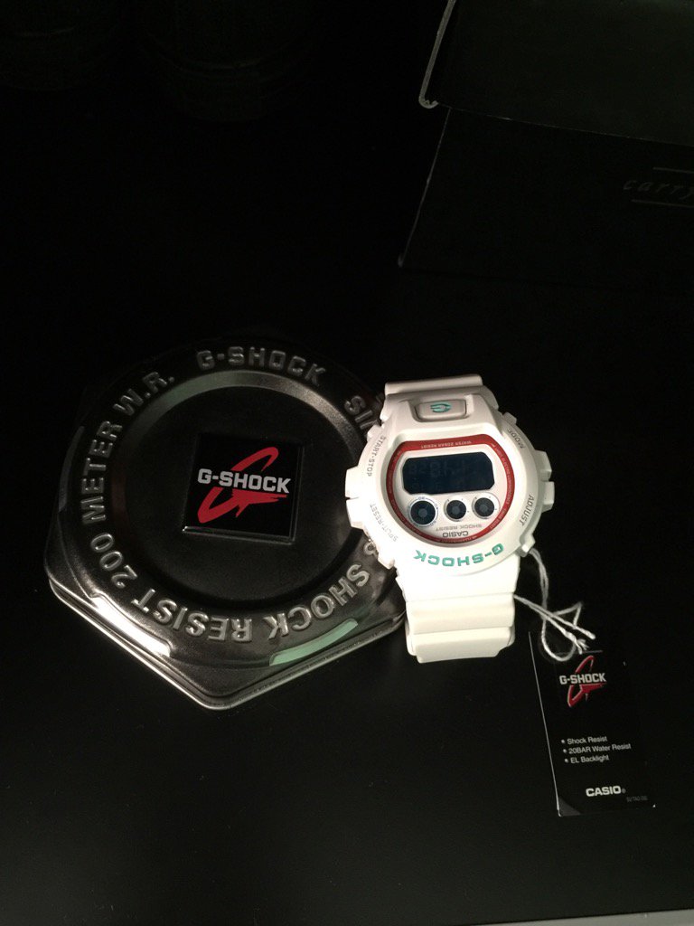PlayBoyBCN's tweet photo. ¡Me gusta! "Reloj G shock" en #wallapop https://t.co/gu4UAZZfPr https://t.co/ShR7RWTYYg