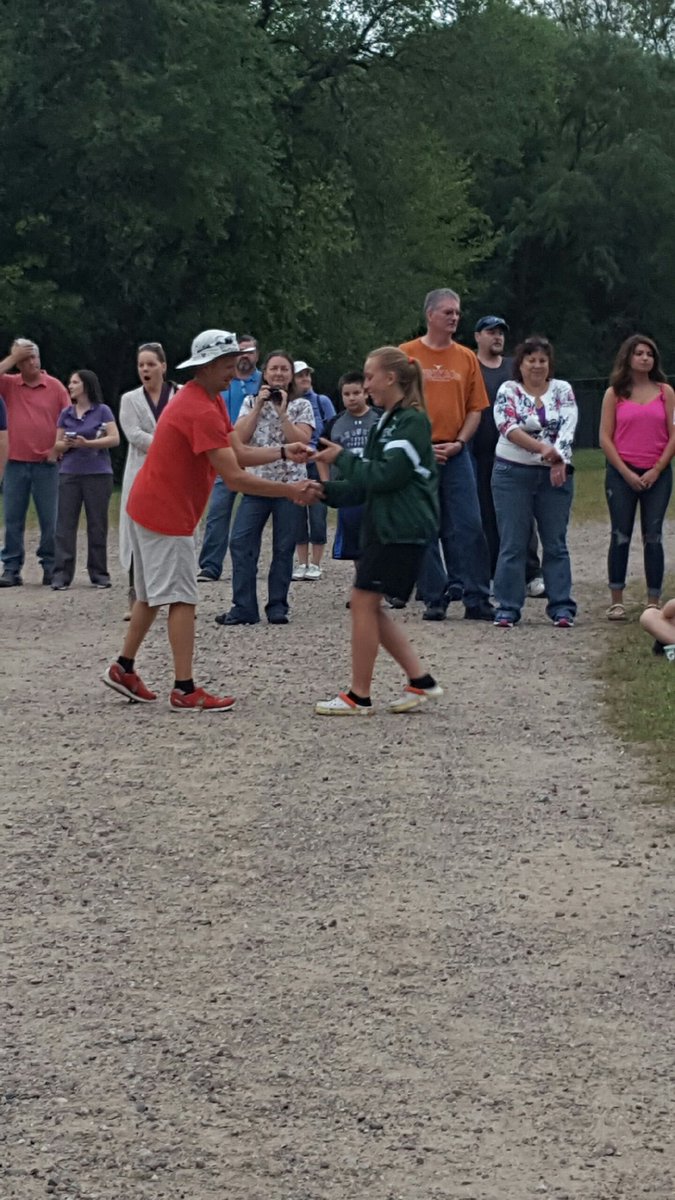 FCCrossCountry's tweet photo. Congratulations @L_Accolada Laura Accola-8th place medal winner at the Altoona Invite last night https://t.co/PCzWHvvlVj
