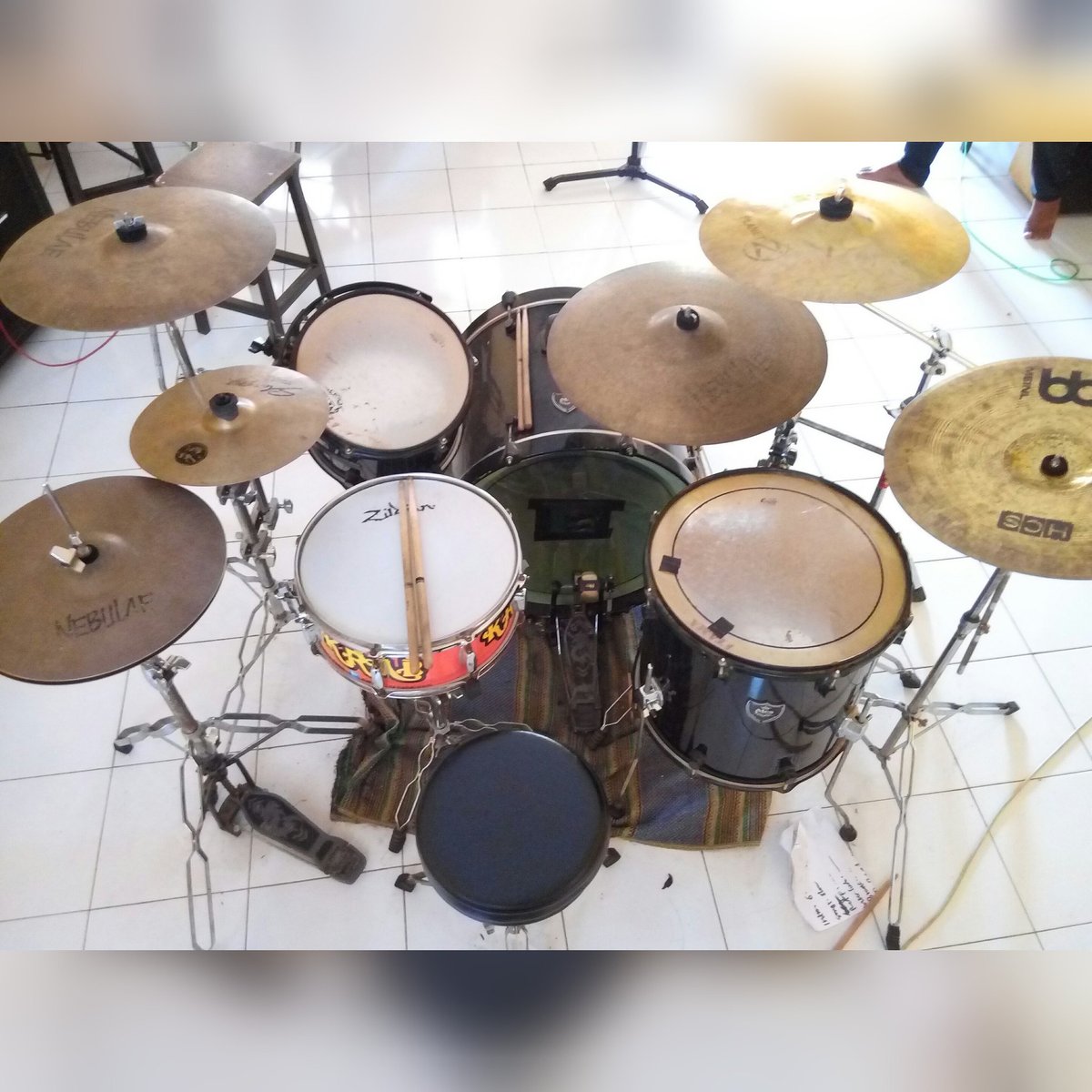ongky_krusty's tweet photo. Jogging sore..😁😁
#drum
#drummer
#drumlife
#drumline
#MESdrum
#krustykrab
#band
#kudus
#ska
#jamaicanmix https://t.co/7jvE3kQ65M