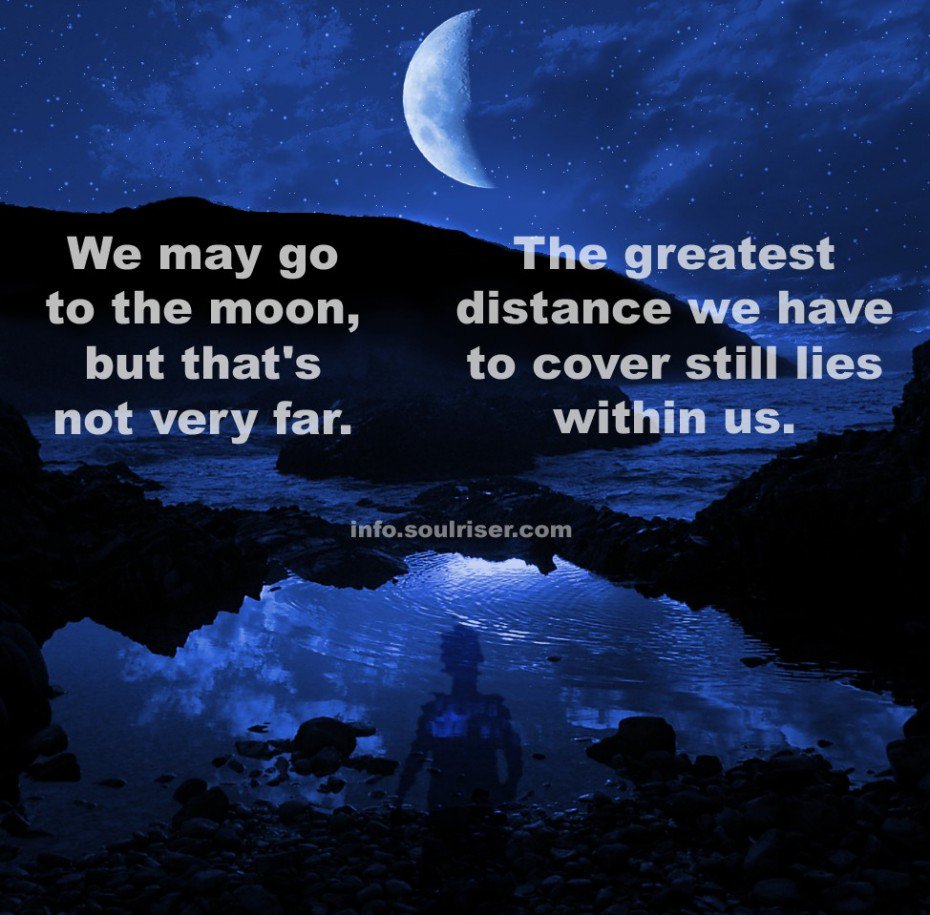 RaghuveeSayyam's tweet photo. #fullmoon #LoveinFullMoon #CuteKissHardHug #Eatwelllovewellsleepwell https://t.co/FhdeqiU194