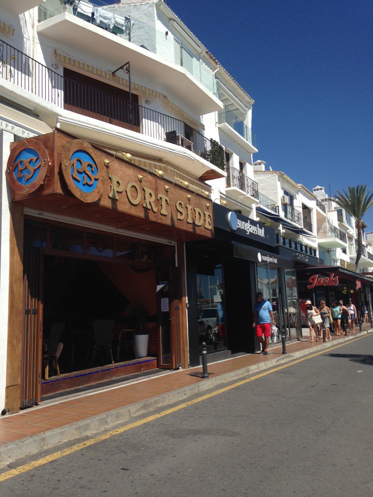 PortsideMarbs's tweet photo. Blue skies over Banus!!

Join us all weekend - day &amp; night - for drinks, sport, chilling and partying in Portside ☀️ https://t.co/Vm0sstjvIZ