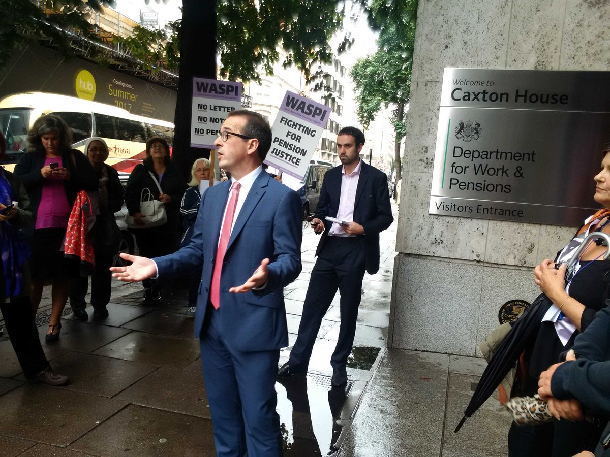Karashgould's tweet photo. Great to have Owen Smith MP at #WASPI rally today.1950s women,some who have worked 40+ years,want their pensions now https://t.co/fNYLPBTrhE
