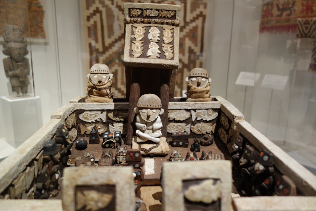 James_A_Doyle's tweet photo. Review of @metmuseum #DesignForEternity with pics! (2/2) @AllisonCMeier for @hyperallergic:
https://t.co/IySxP9CQ5t https://t.co/hxhe9qXGzv
