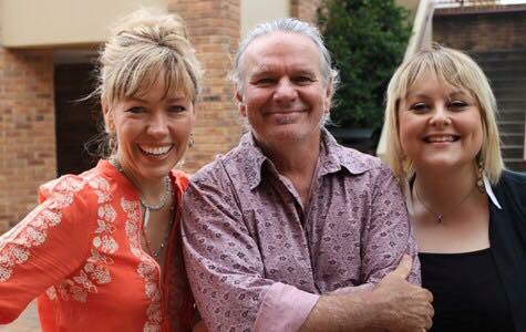 Hello Twitter! Love Kev, Lyn &amp; Fliss #OfficalBBU let's get tweeting then....