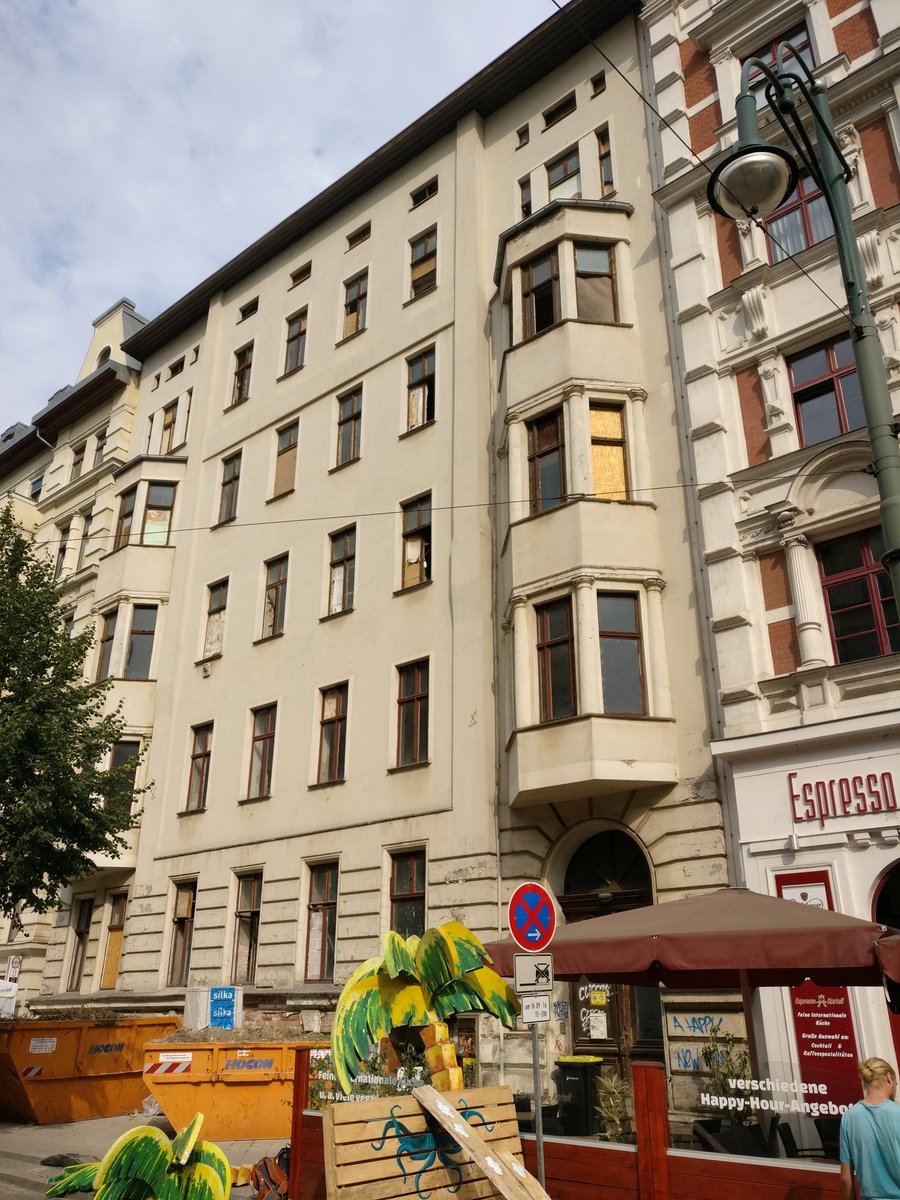 Ein Gutes hat das billige #Baugeld derzeit ja: Auch die schändlichsten Schandflecken im Stadtbild werden saniert