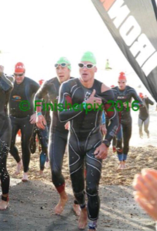 triathlondeano's tweet photo. Every second counts! Get the @HUUBDesign off quicker.. Chase bling #ironman #kona https://t.co/AUr563bjpb