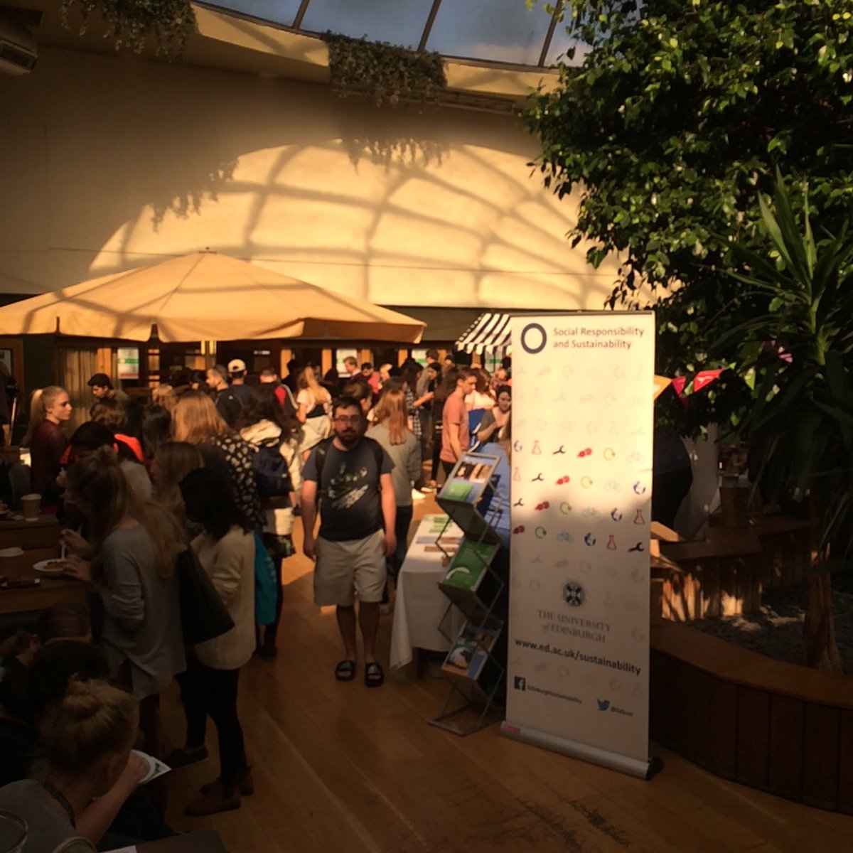 edrootmap's tweet image. In full swing at the #freshersfoodfair - come and pick up a map folks! @EdSust