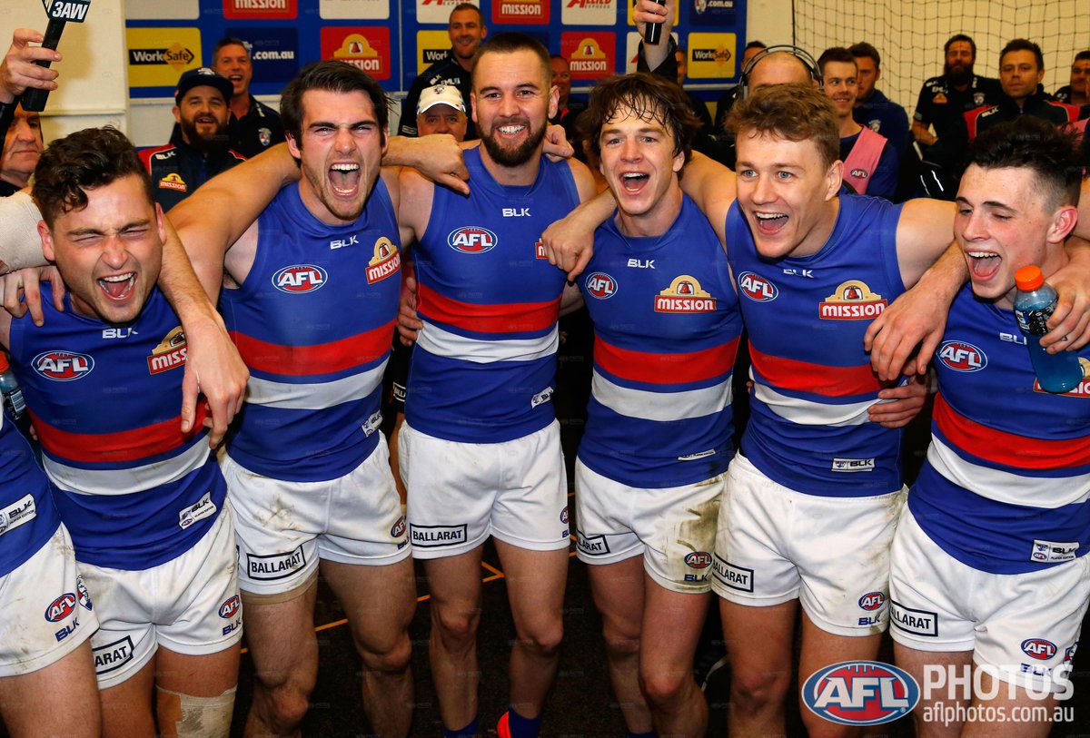 westernbulldogs's tweet photo. SONS OF THE WEST! 

📹 >> https://t.co/3VJthPhEut https://t.co/jEqaLaZkHW