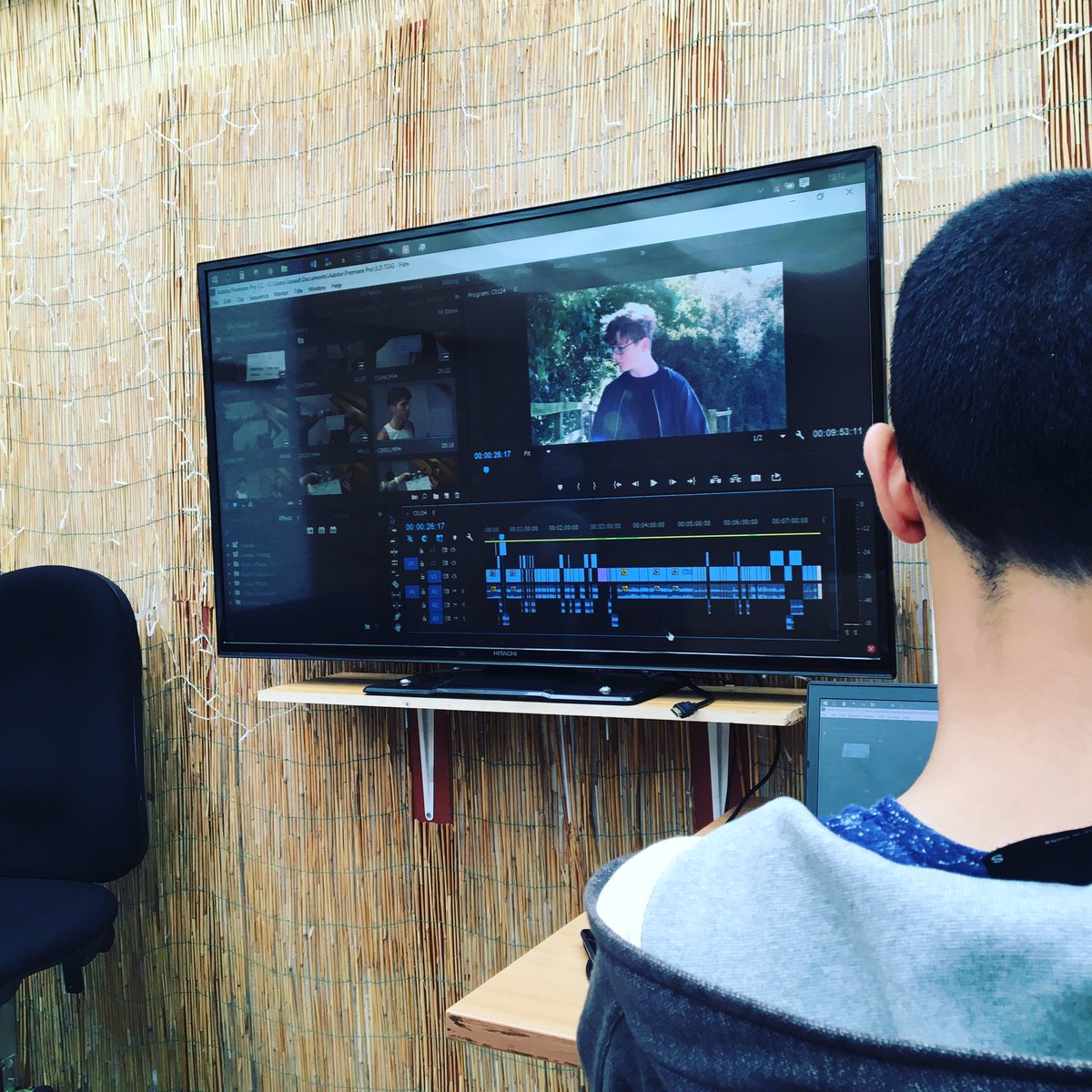 BlueBridgeFilms's tweet image. Editing. #thegrassisgreener #filmmaking #bluebridgefilms #bbf