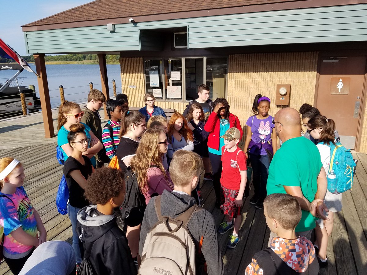 DMS__PLTW's tweet photo. Prepping for a day on the creek with @joebird1000 #Ecosystemstudy #canoeing @DundalkMS @APDeb4 https://t.co/AAcLCXr7Rr
