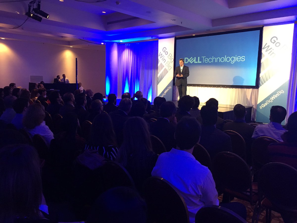 javieracha's tweet photo. #DellTechnologies festejando la fusión! Aquí en Argentina! @DellEMC #GoBigWinBig https://t.co/L5bbZfKfc3