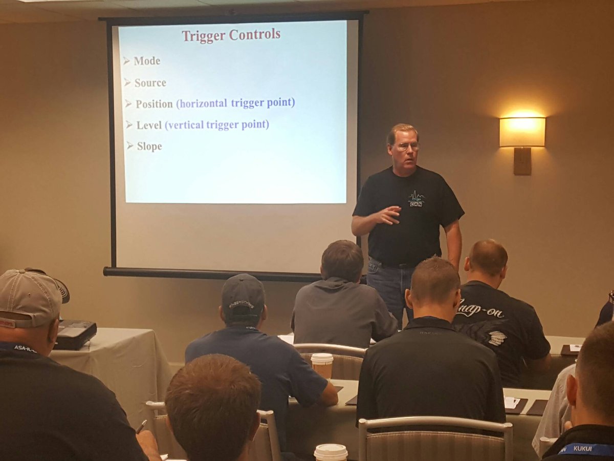 pete_meier's tweet image. One of the Chicago &quot;Wise Guys&quot;, John Thornton, leads a class on scope techniques at the 2016 #CANConference