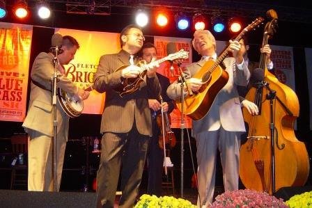 Don't miss the #FREE 3 Sisters Music Festival with traditional and contemporary bluegrass!
bit.ly/2c5Ajyd