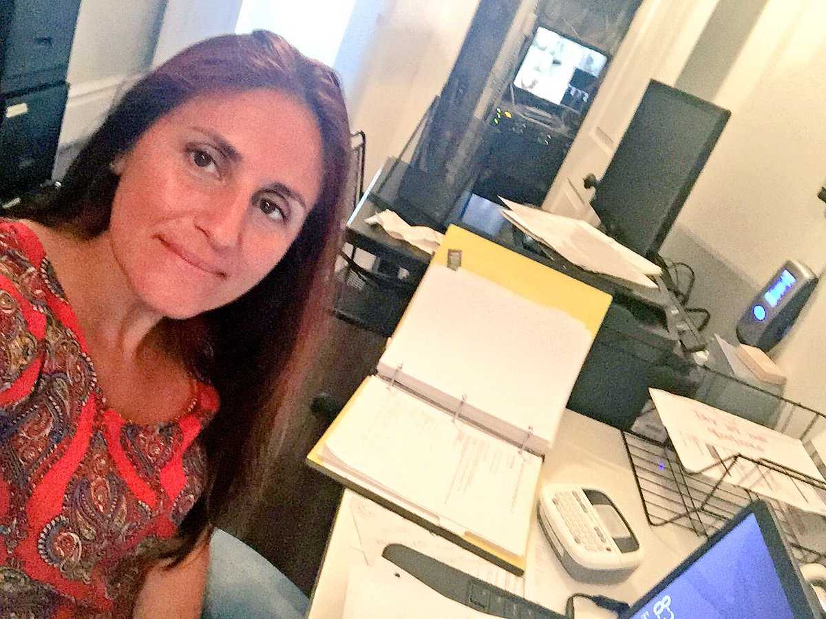 LiraDana's tweet photo. @#escuchoperros desde aca de Hounton Texas son lo mas https://t.co/sTbYZzO0jJ