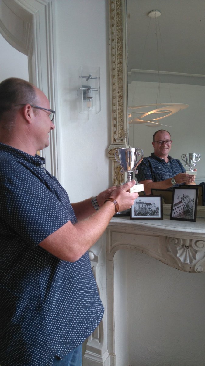 Terechte winnaar #gastvrijheidconsulent trofee 🏆 <a href="/vkge/">VKGE</a> <a href="/patjefass/">Patrick Fassbender</a>