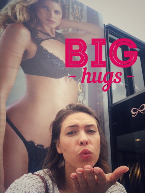 Last day at HKM! I will miss you all! Keep your stores pretty and work fun🎀 #hunkemoller <a href="/Hunkemoller/">Hunkemöller</a> <a href="/HunkemollerNL/">Hunkemöller NL</a>