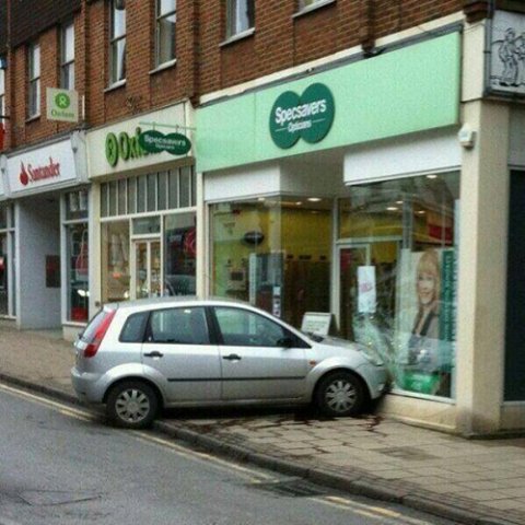 CFazMatazz's tweet photo. Oh, the irony :-) #optomtery #shouldhavegonetospecsavers https://t.co/cqU6Xm5EJx