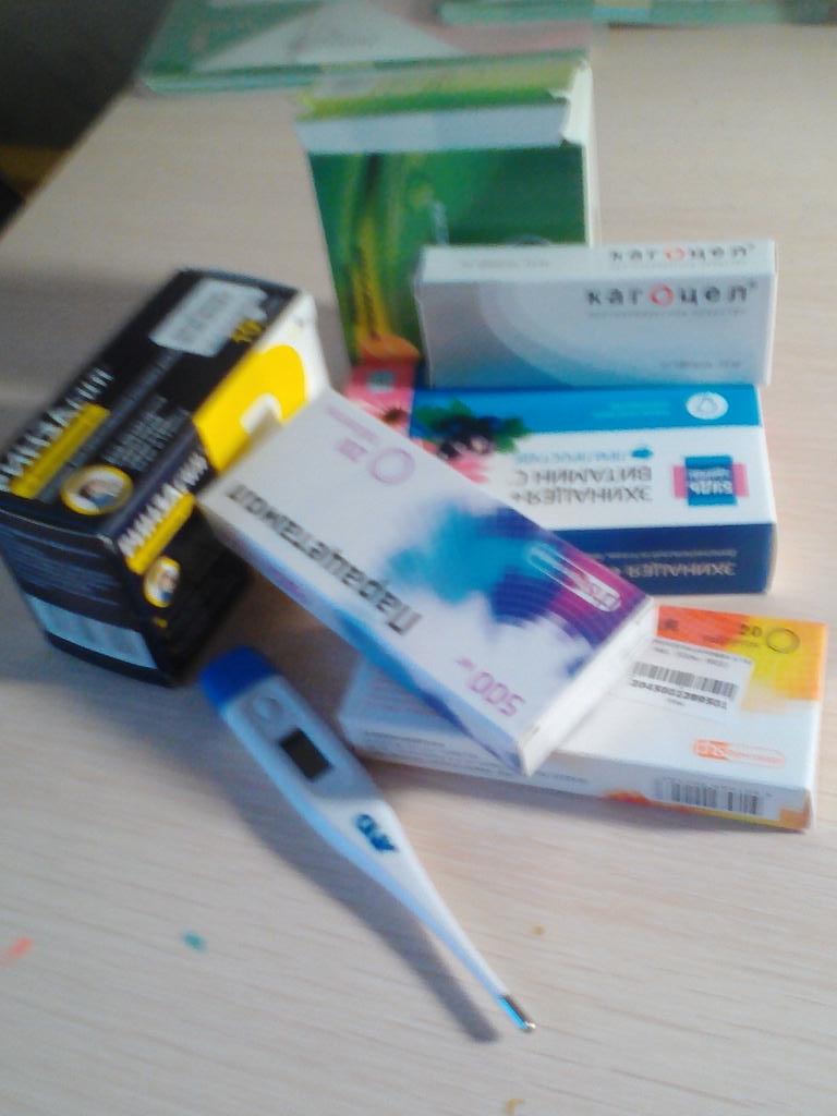 leduwerona's tweet photo. Лечимся😆😷😷😷 https://t.co/ZLMIpbzmNo