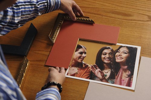 pictureitframed's tweet photo. Why Should you Get a Professional Framing Job https://t.co/f8oHTctJEY

#PictureFramerToronto https://t.co/zHIpySGIIY