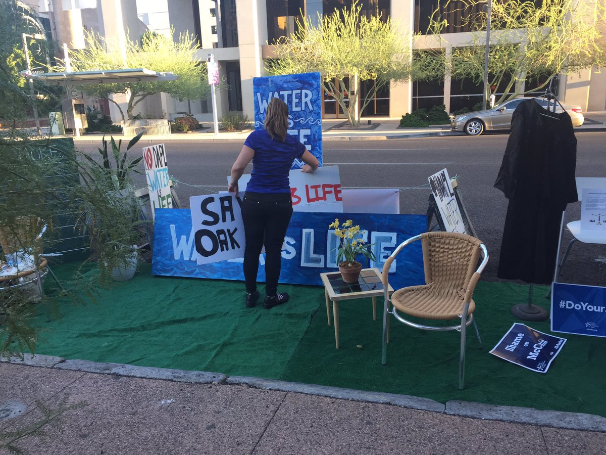 LTRobinson_'s tweet photo. #ParkingDayPHX https://t.co/8x9GRlCSCc