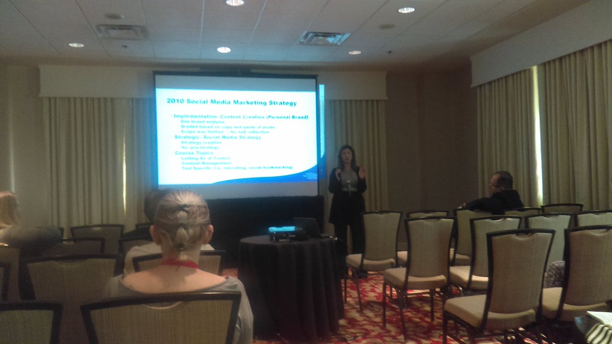 Zahay's tweet photo. Students are more active in #socialmedia class if involved in own project. @reallyleila #MMAFall2016 https://t.co/lsrm5iphjq