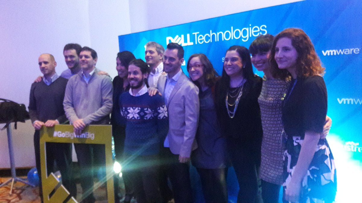 denizeleyton's tweet photo. @Dell + @EMC = #DellTechnologies 

#GoBigWinBig #DellArgentina #IWork4Dell https://t.co/vZl3KMdarG